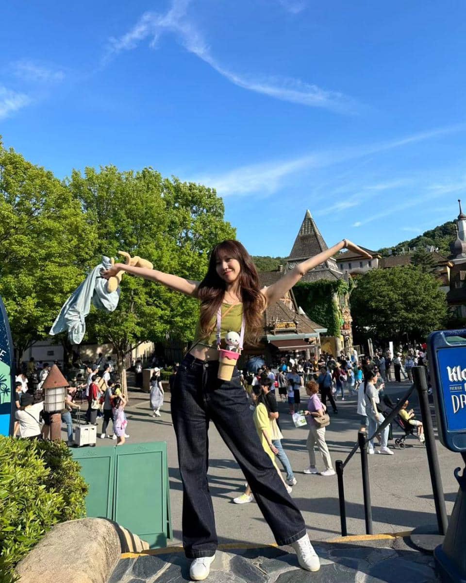 Song Dahye (instagram.com/dahye0612)