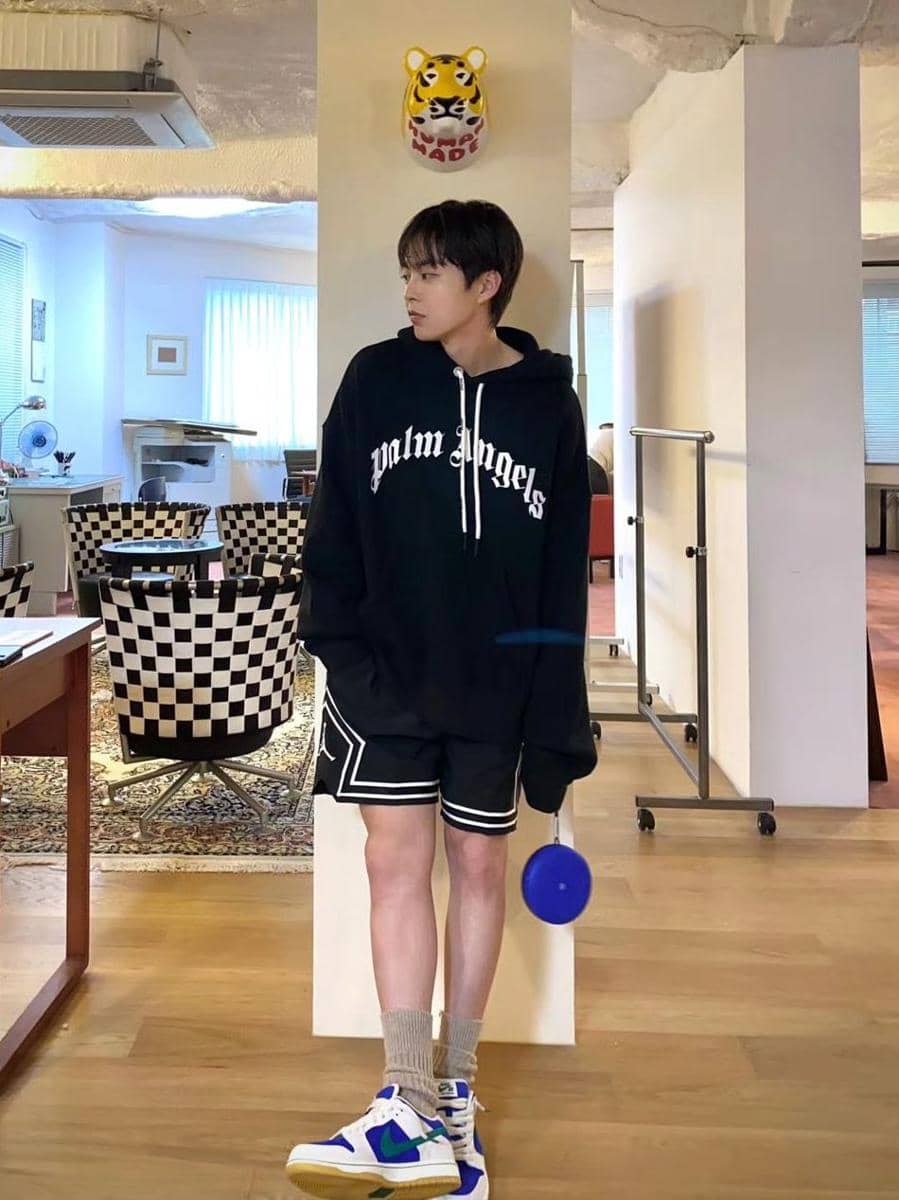 potret Xiumin EXO (instagram.com/e_xiu_o)