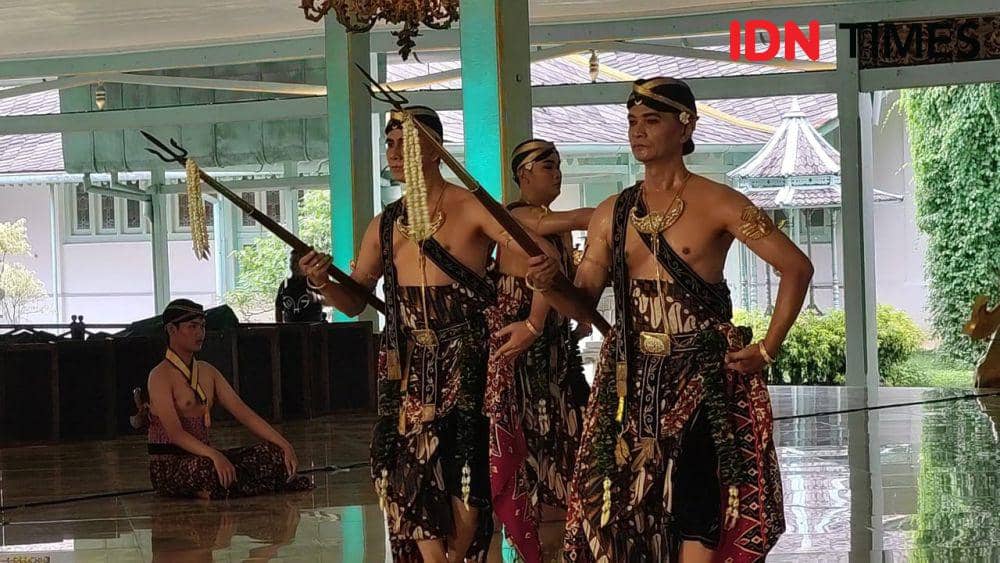 Peringati Adeging Mangkunegaran ke-267 Gelar Trilogi Tari