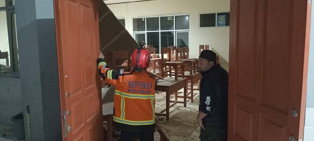 Rumah dan Sekolah di Cimahi dan KBB Rusak Terdampak Gempa di Garut