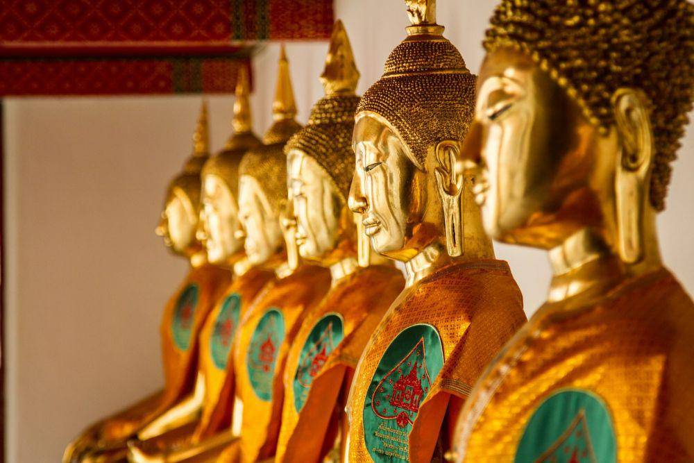 Potret patung Budha (unsplash.com/capturelight)