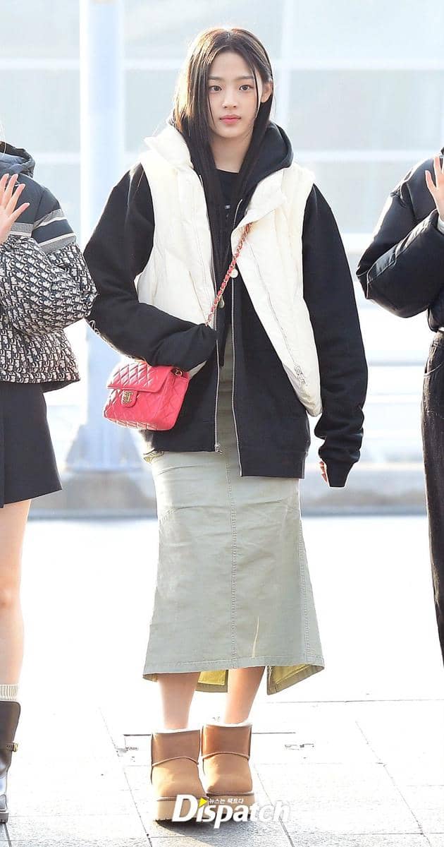 Inspirasi rok member NewJeans (dok. Dispatch.com/Lee Hojun)