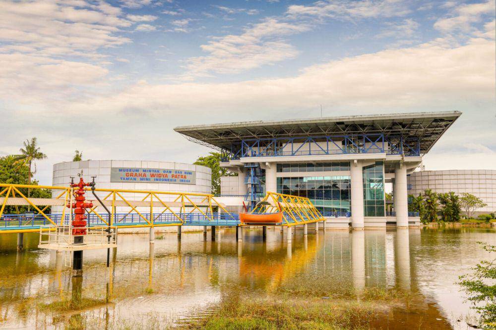 Museum Minyak dan Gas Bumi (tamanmini.com)
