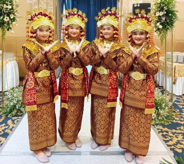 Tari tanggai khas Palembang (instagram/penari_adat_palembang)