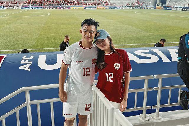 7 Rekomendasi Outfit Nobar Timnas Indonesia U-23, Tampil Maksimal
