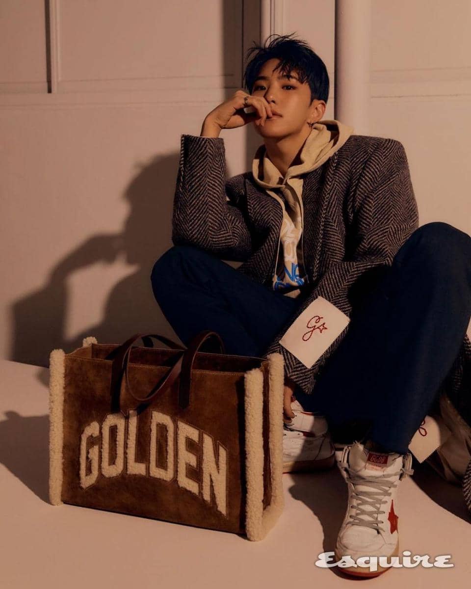 padu padan long coat ala Hoshi SEVENTEEN (instagram.com/ho5hi_kwon)