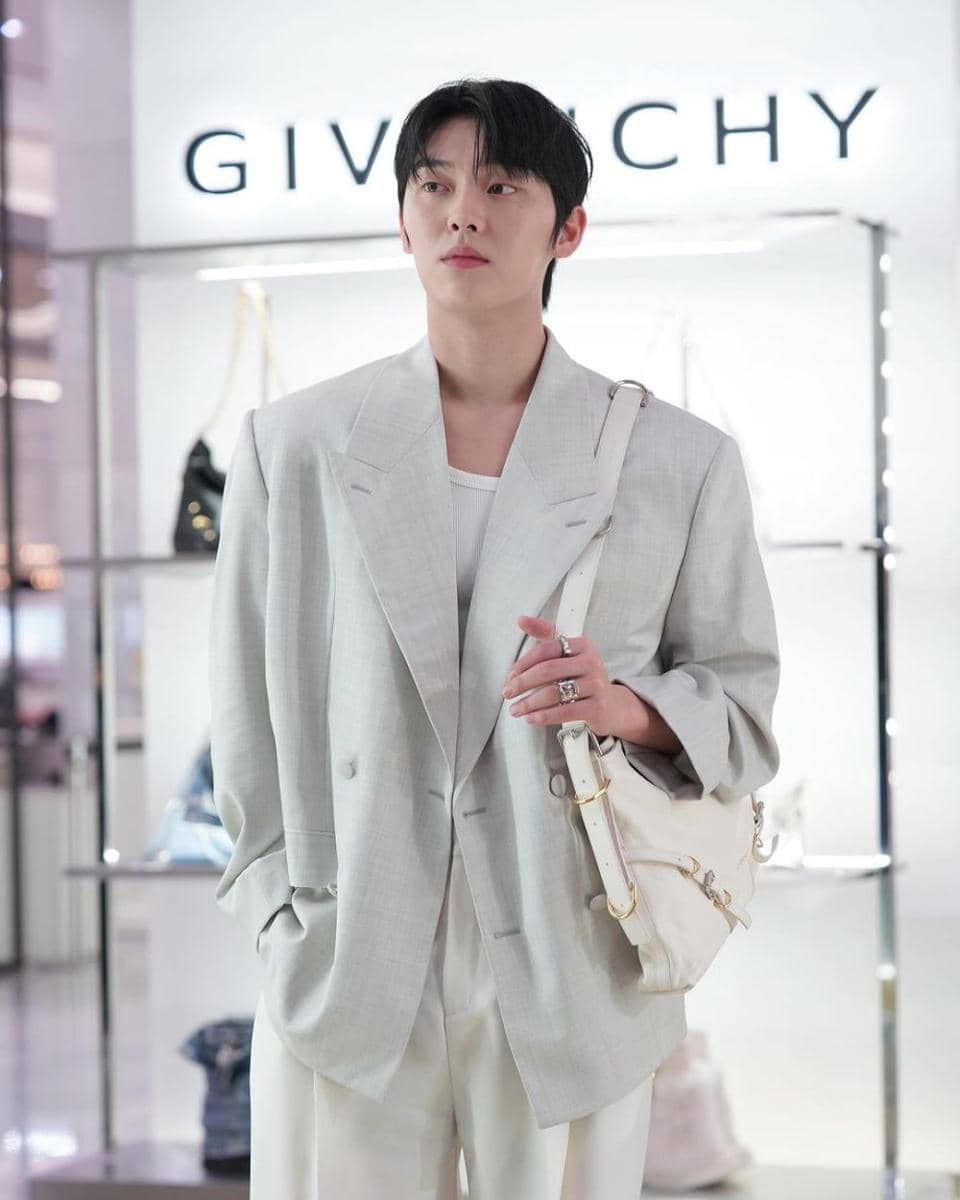 potret Choi Hyun Wook (instagram.com/_choiiii__)