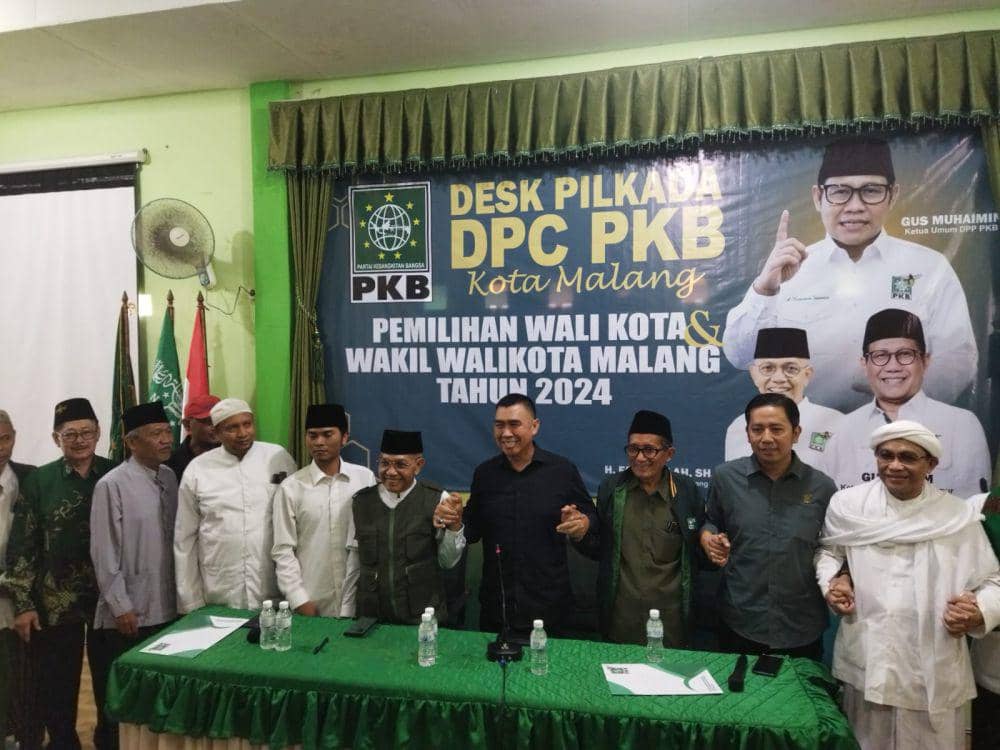 Abah Anton saat mendaftar sebagai Bakal Calon Wali Kota Malang ke PKB. (IDN Times/Rizal Adhi Pratama)