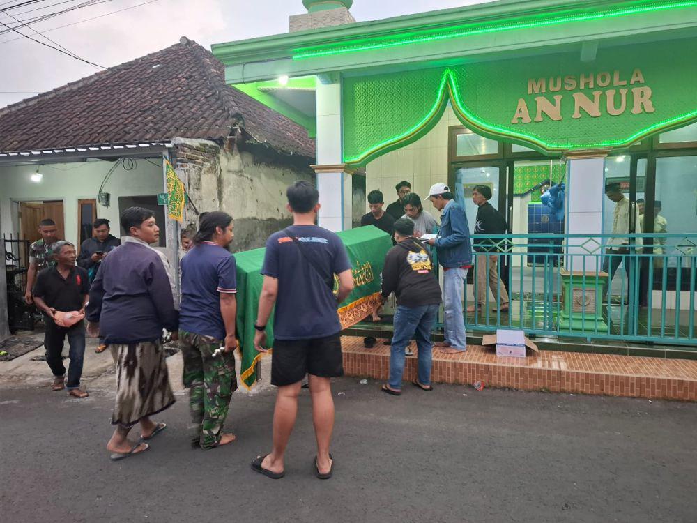 Kerabat Mengatakan jika Bro Jabro Meninggal Akibat Vape
