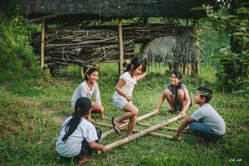 Permainan tradisional dari Manggarai, tari Rangkuk Alu. (indonesia.go.id)