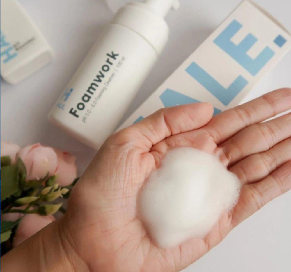 4 Rekomendasi Facial Foam untuk Kulit Kombinasi, Jangan Salah Pilih!