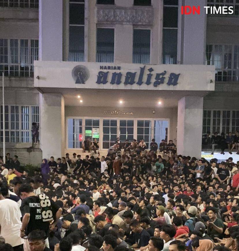 Suasana nobar Timnas U23 di Kesawan Medan (IDN Times/Indah Permata Sari)
