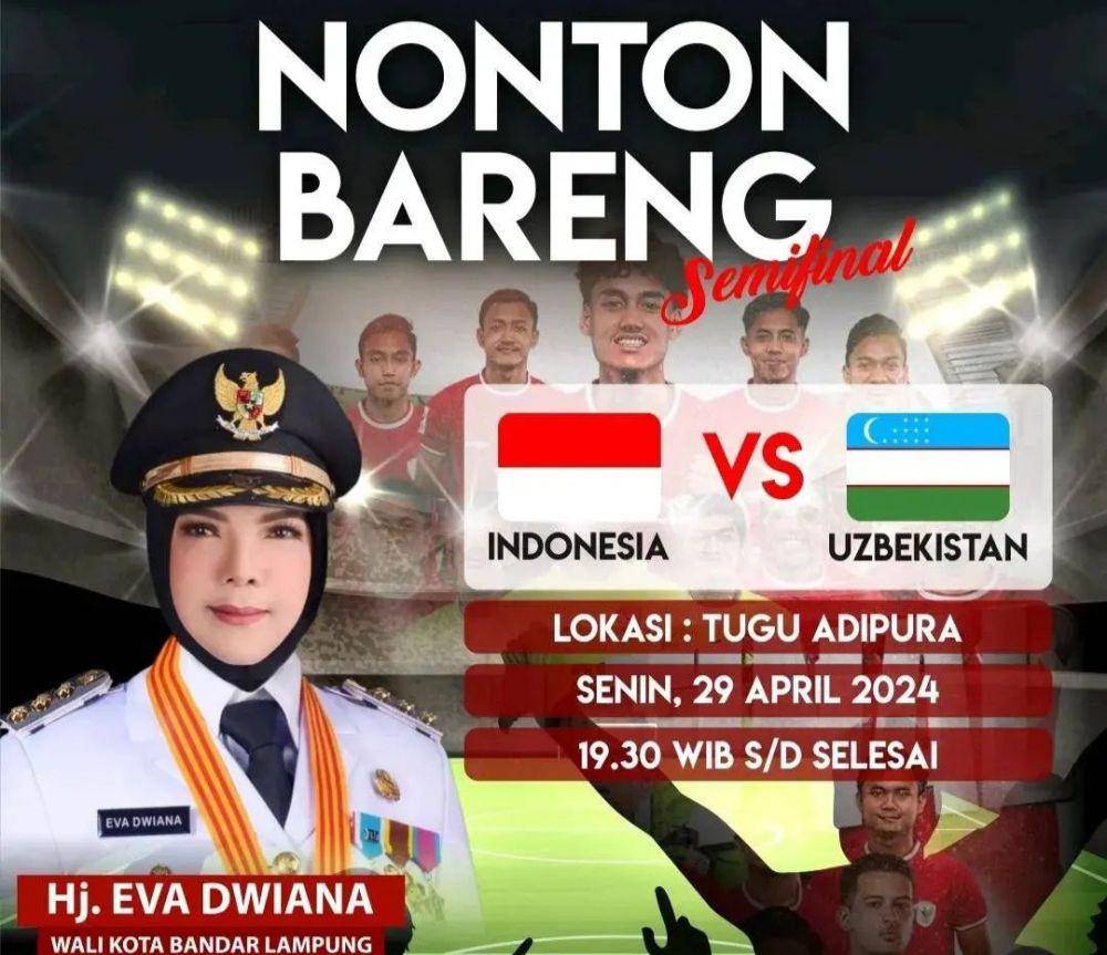 Kolese poster calon kepala daerah di Lampung gelar nobar semifinal AFC 2024 Timnas Indonesia Vs Uzbekistan. (IDN Times/Istimewa).