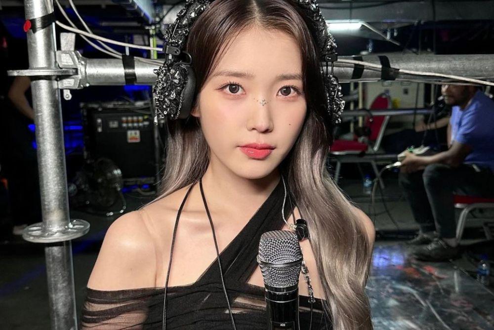 Sukses Konser di Jakarta, IU Berikan Julukan Naga untuk Fans Indonesia
