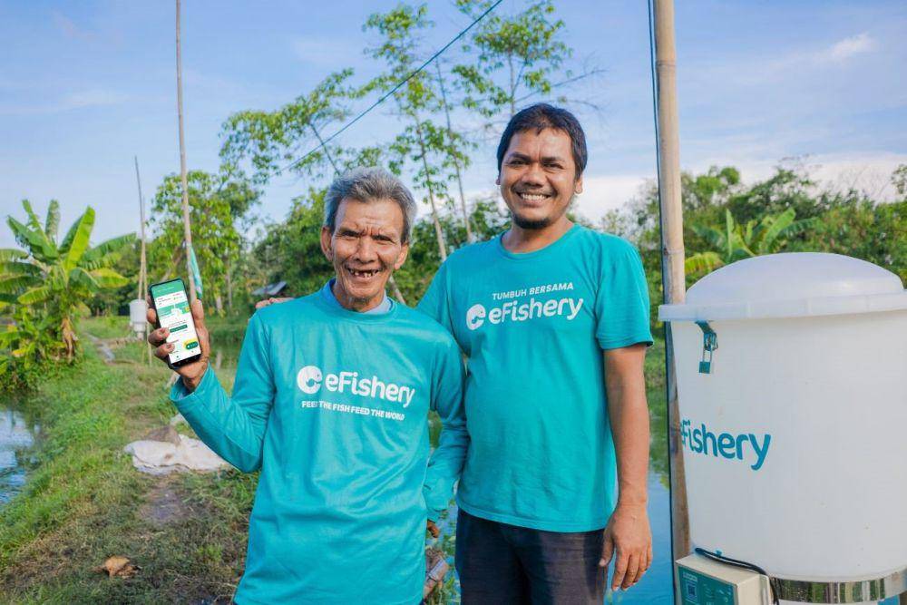 eFishery turut mendukung produktivitas pembudidaya tambak ikan dan udang dengan aplikasinya (Doc. Koaksi Indonesia)