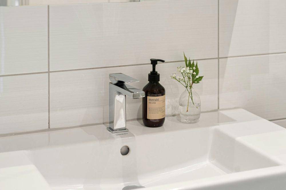 Ilustrasi sabun dan air untuk mencuci (Pexels.com/Lisa Anna)