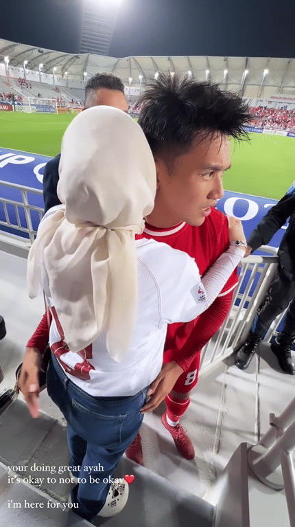 potret Rismahani dukung Witan Sulaeman tanding semifinal Piala Asia U-23 AFC 2024 (instagram.com/rismahanisulaiman_)