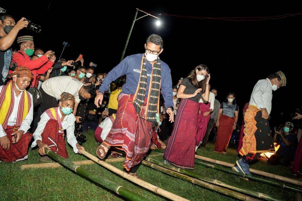 Permainan bambu, tari Rangku Alu. (kemenparekraf.go.id)