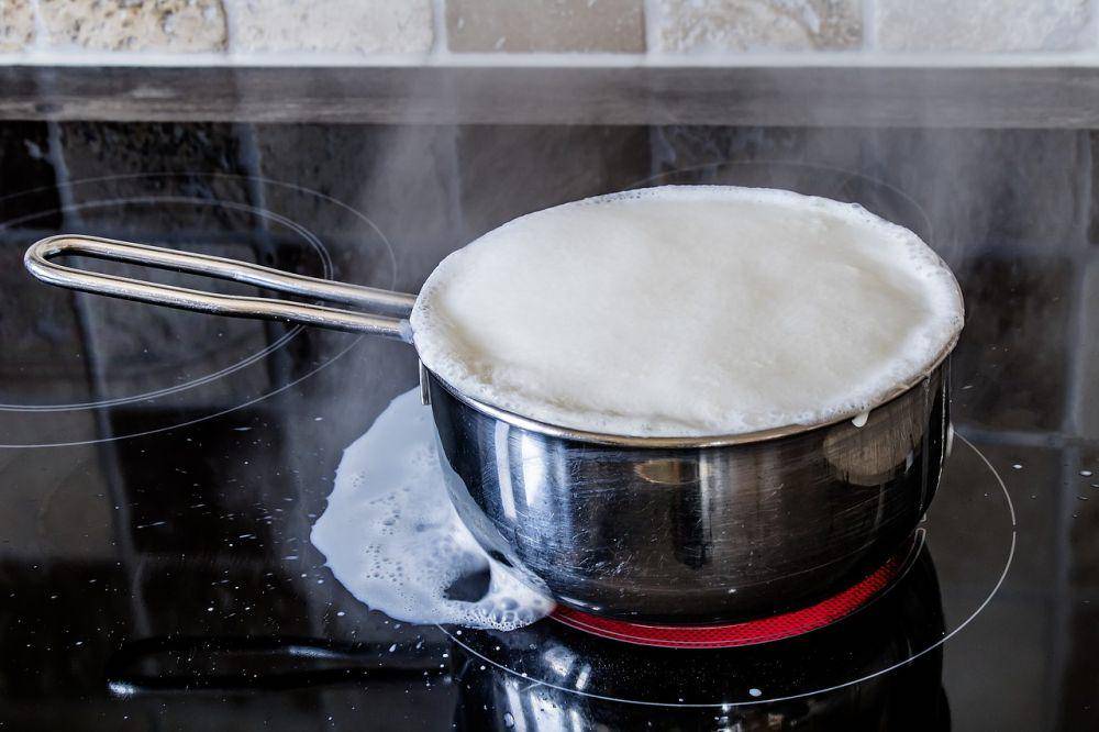 ilustrasi foam milk (pixabay.com/Myriams-Fotos)