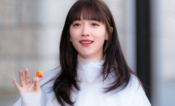 Pyo Ye Jin peran utama drama Dreaming of CindefxxxingRella (dok. TVING/Dreaming of CindefxxxingRella)