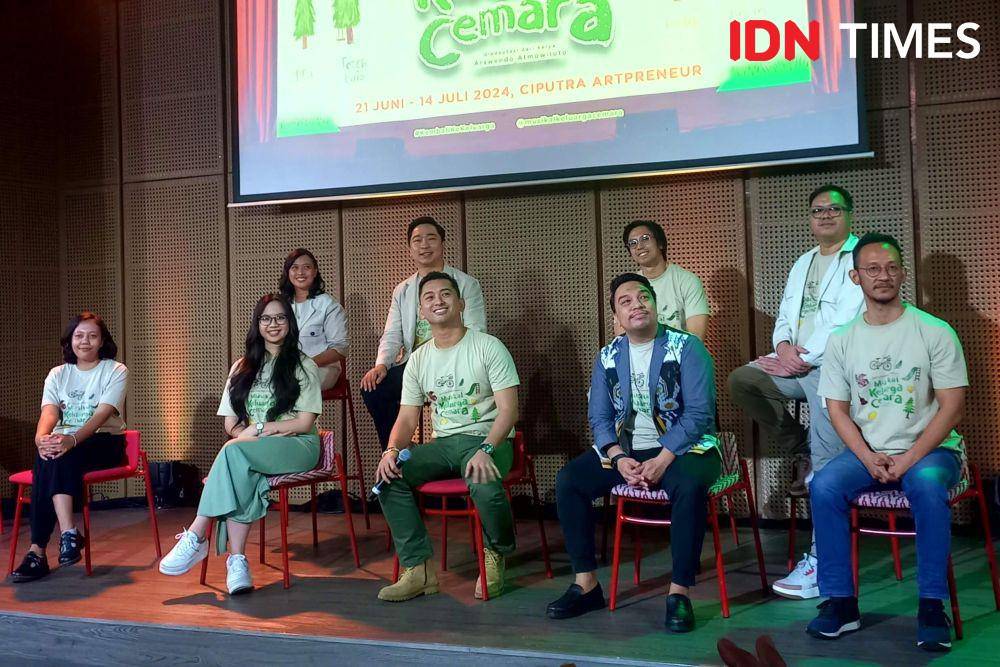 Suasana konferensi pers pertunjukan Keluarga Cemara, Selasa (30/4/2024). (IDN Times/Ines Suseno)