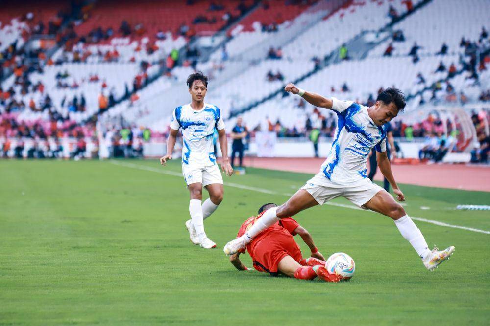 Pertandingan PSIS Semarang melawan Persija Jakarta pada laga pekan ke-34 BRI Liga 1 2023/2024 di Stadion Gelora Bung Karno, Jakarta, Selasa (30/4/2024). (dok. PSIS)