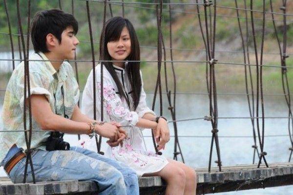 Potret P'Shone dan Nam dalam film Crazy Little Thing Called Love (dok. Sahamongkol Film International)