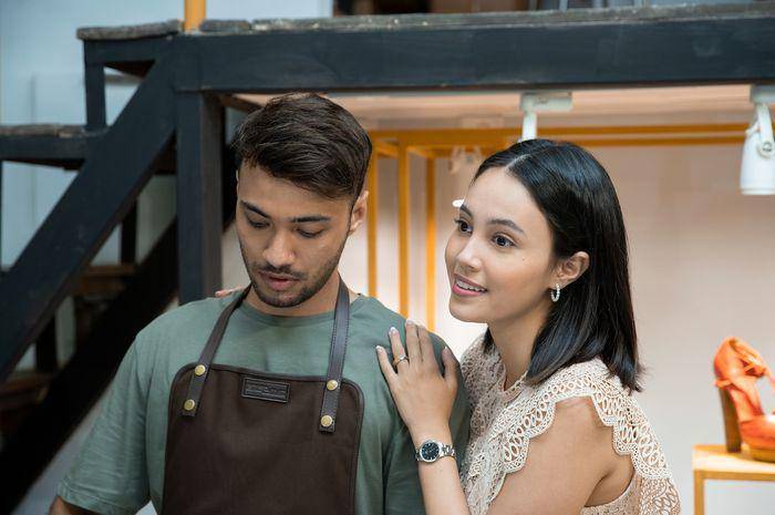 A Perfect Fit (dok. Starvision / A Perfect Fit)