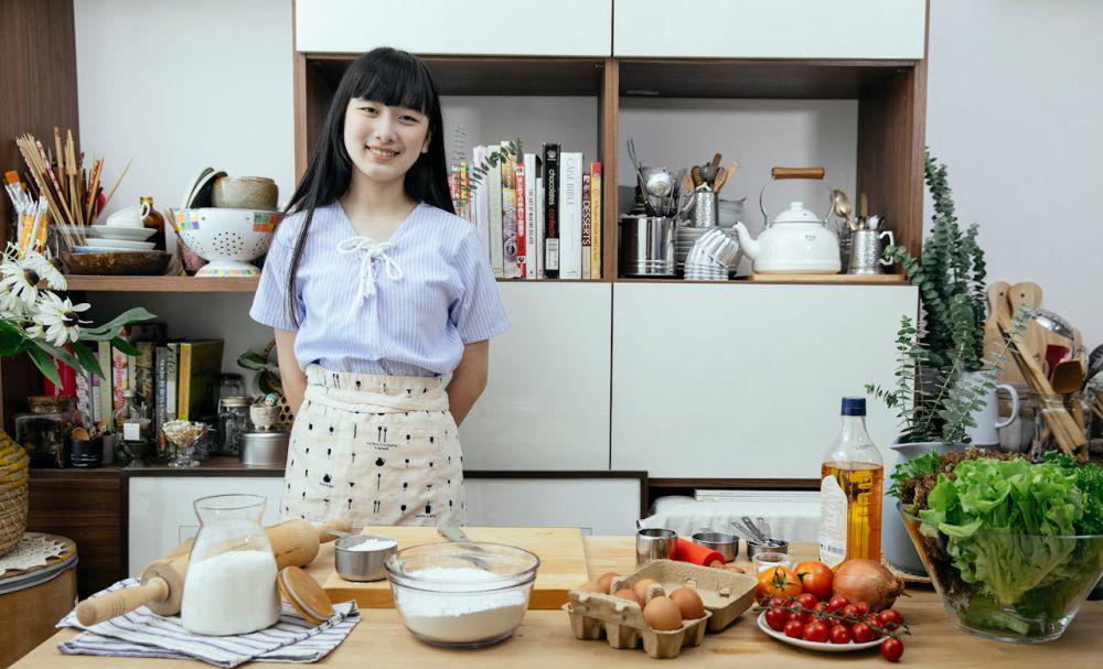 6 Pengalaman saat Baru Belajar Memasak, Jangan Kapok Mencoba