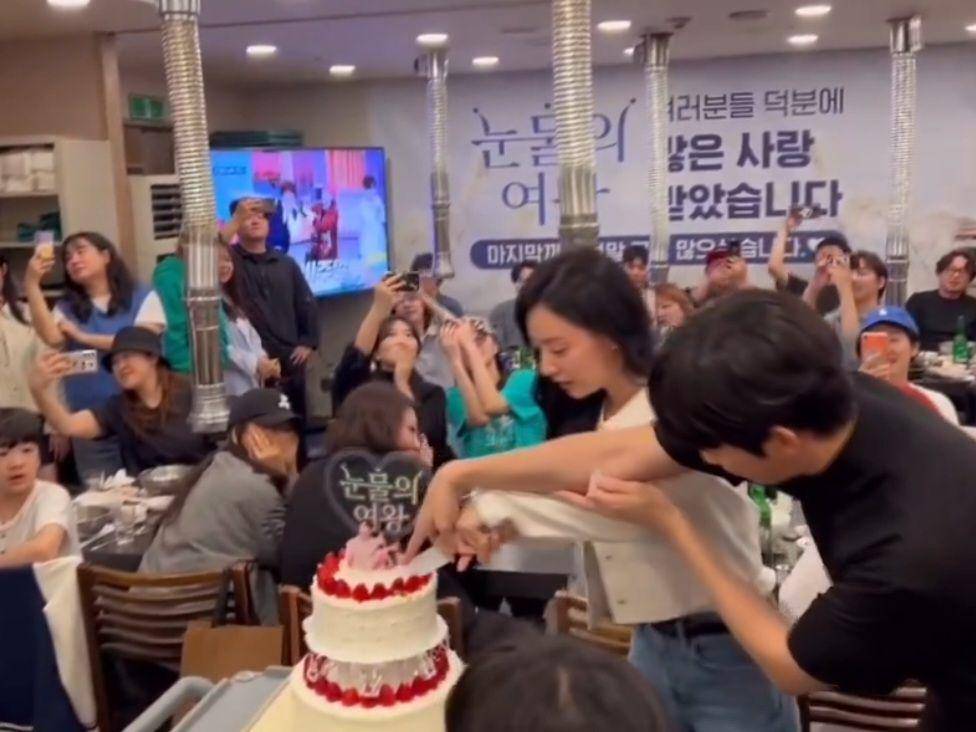 potret wrap up party Queen of Tears (twitter.com/soohyunupdates)