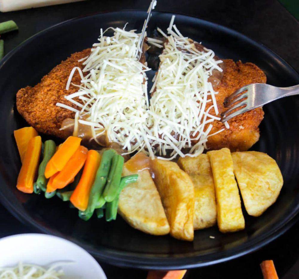 Steak Ranjang Dipatiukur (instagram.com/steak_ranjang)