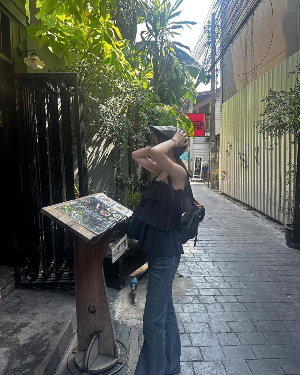 Love Pattranite (instagram.com/loverrukk)