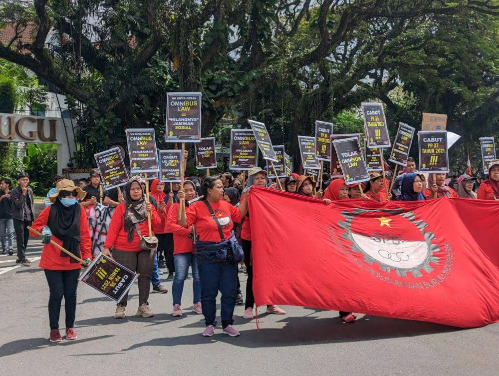 Peringatan Hari Buruh di Kota Malang. (IDN Times/Rizal Adhi Pratama)