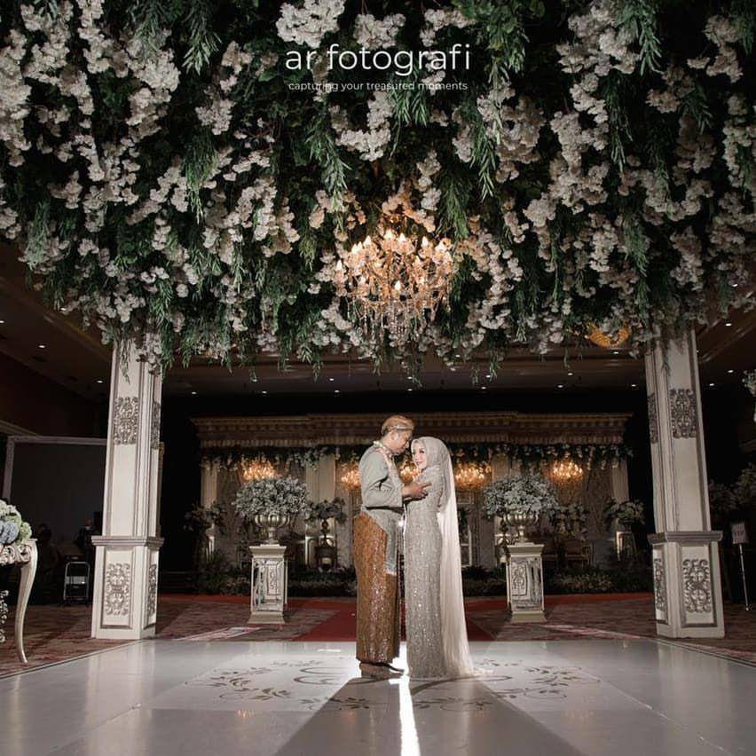 Ilustrasi pernikahan di Mettave Grand Ballroom (dok via instagram.com/bella_hisslipi by ar fotografi)