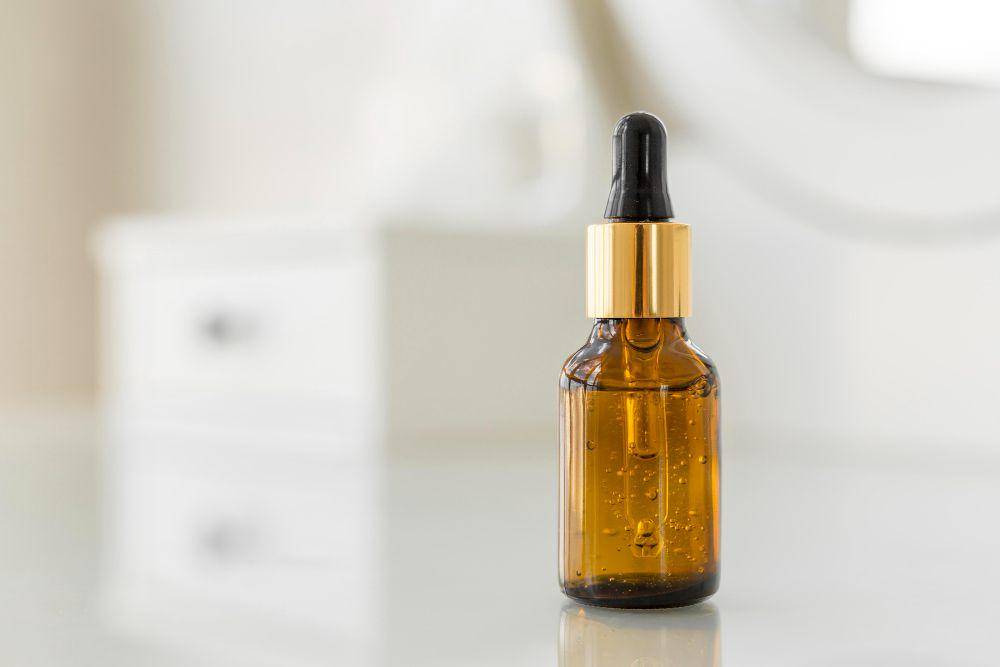 ilustrasi serum (freepik.com/freepik)