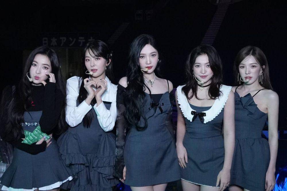Red Velvet (instagram.com/redvelvet.smtown)