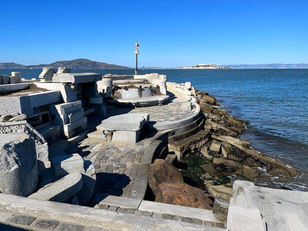 The Wave Organ, San Fransisco-Amerika Serikat (instagram.com/young_and_adventurous8)