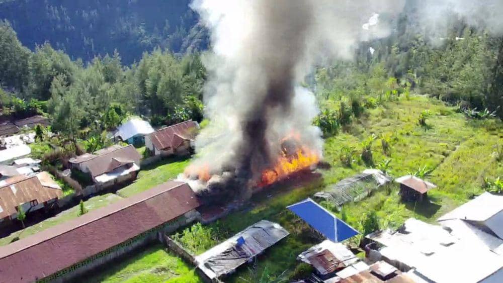 KKB Kembali Bakar Sekolah, Polsek Homeyo Minta Penebalan Pasukan