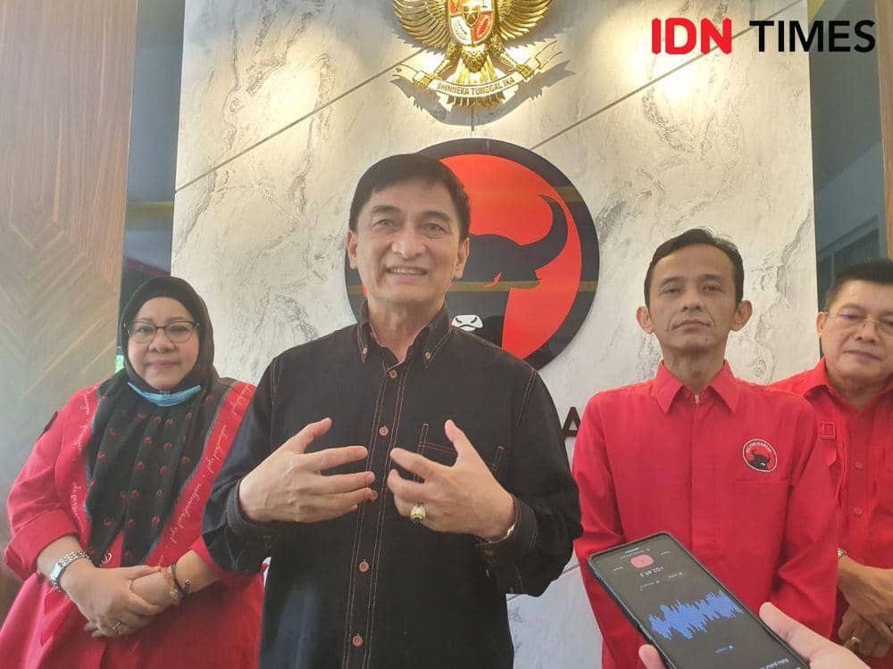 Dimyati Resmi Serahkan Formulir Cagub Banten ke PDIP, PKB, dan Nasdem