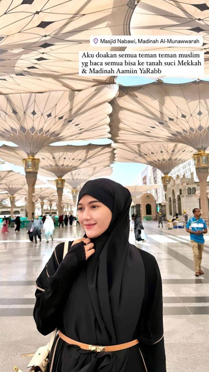 potret Kaesang Pangarep dan Erina Gudono saat ibadah umrah (instagram.com/erinagudono)