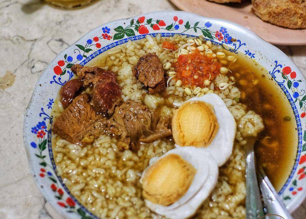 Rawon Tessy (instagram.com/surabayafoodies)