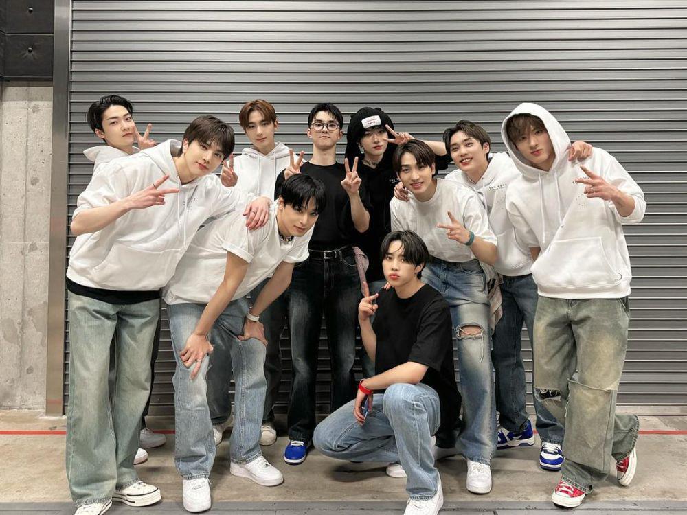 11 Pose Anti Mati Gaya Ala Member The Boyz, Cowok-cowok Wajib Lihat!