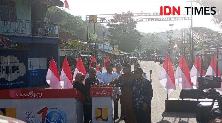 Habiskan Rp211 Miliar, Jokowi Resmikan Inpres Jalan Daerah di NTB