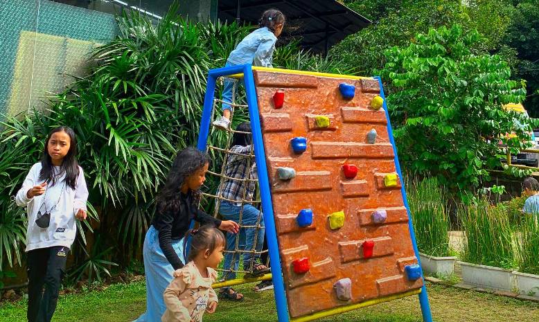 Playground di De Tuik Bandung (instagram.com/detuik.id)