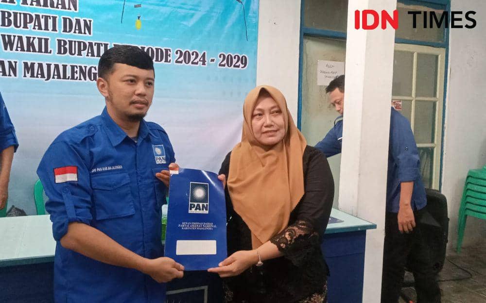 Kades Perempuan di Majalengka Daftar Pilkada Lewat PAN
