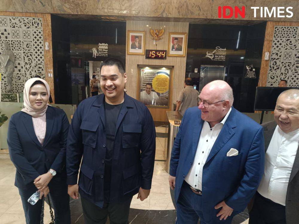 Menpora Dito Ariotedjo dan Perbasi bertemu perwakilan FIBA, Kamis (2/5/2024). (IDN Times/Tino).