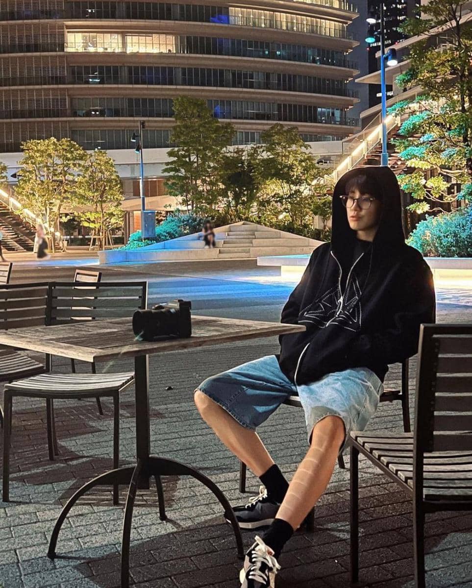 OOTD serba denim ala Wonwoo SEVENTEEN (instagram.com/everyone_woo)