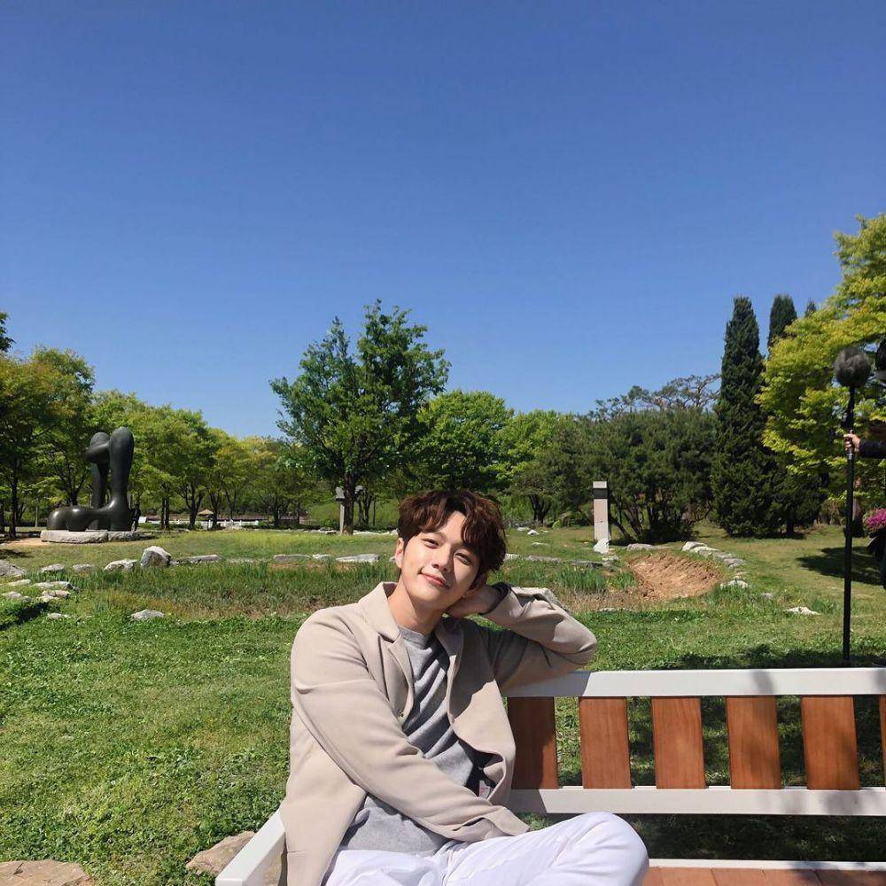 outfit cowok bumi ala L INFINITE (instagram.com/@kim_msl)
