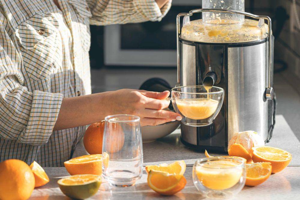 ilustrasi juicer (freepik.com/freepik)