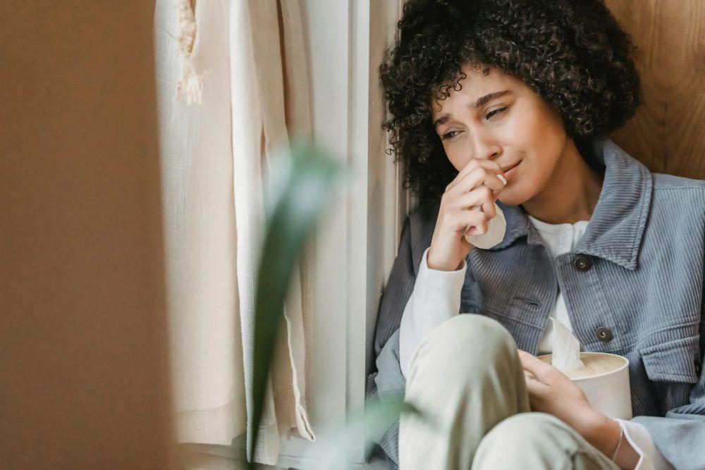 6 Cara Atasi Rasa Bersalah Saat Tinggalkan Hubungan Toksik, Move On!
